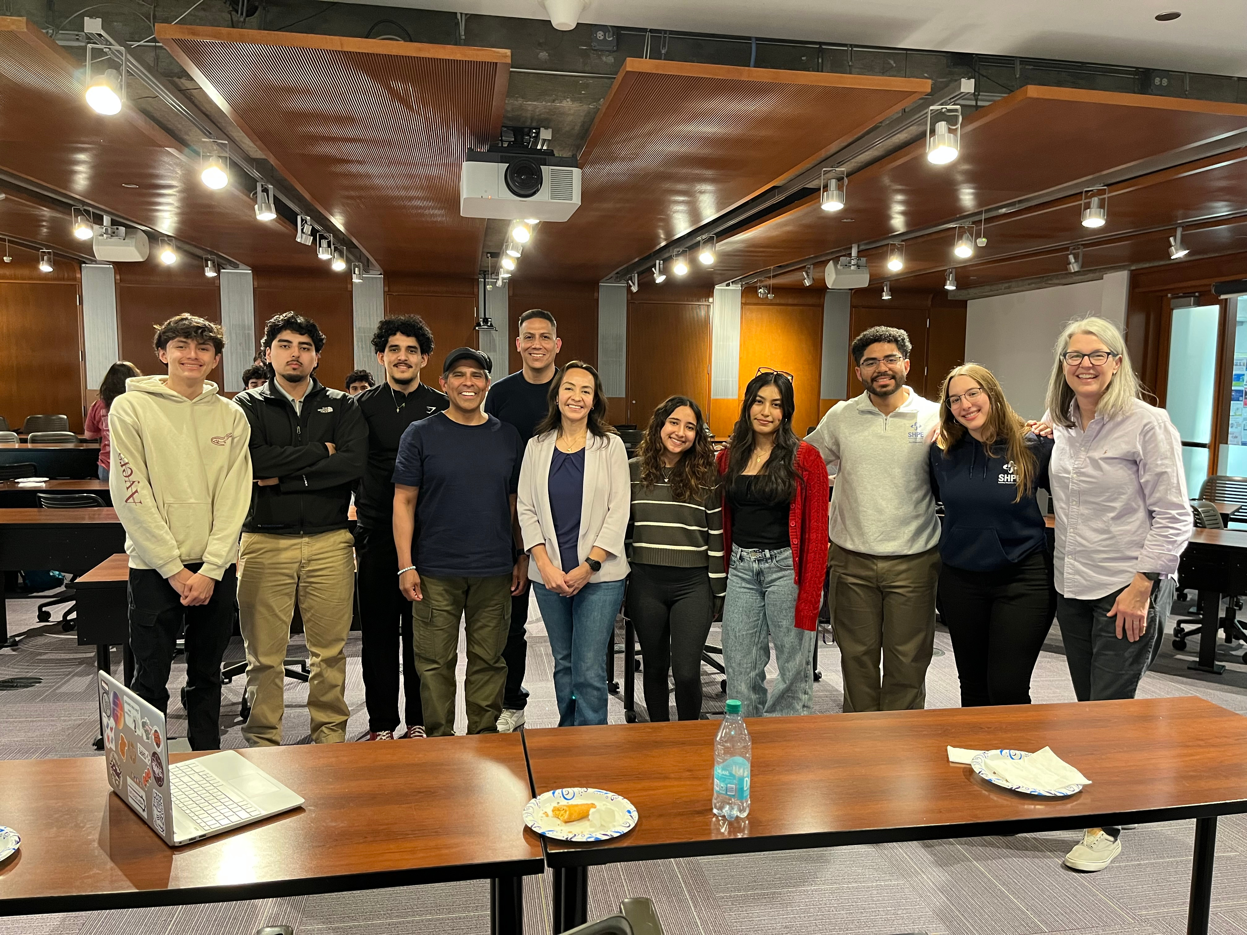 Alumni Panel Appreciation Photo 05/09/2025